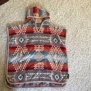 Pendleton hooded children’s towel poncho